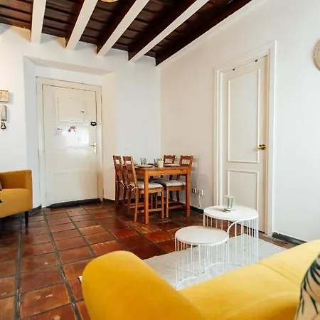 Alohamundi Alcazares Apartament